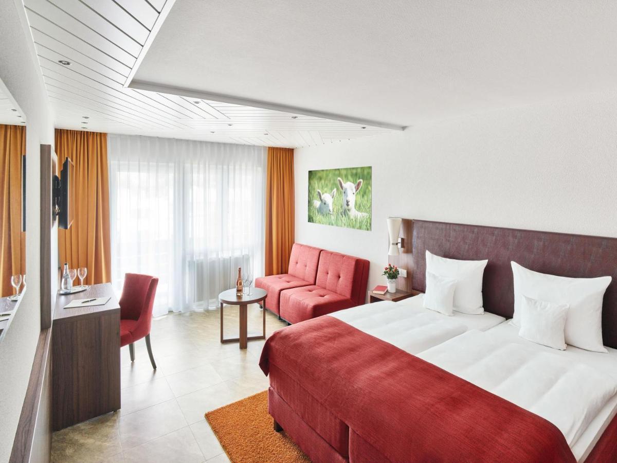 Hotel Lamm โอสต์ฟิลเดิร์น ภายนอก รูปภาพ