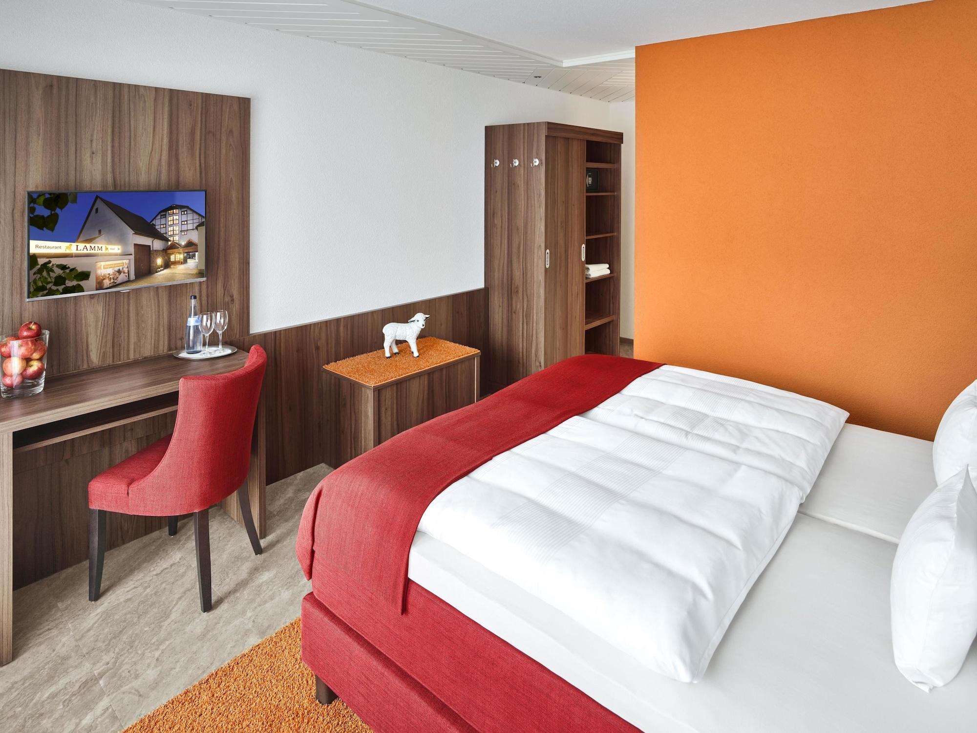 Hotel Lamm โอสต์ฟิลเดิร์น ภายนอก รูปภาพ