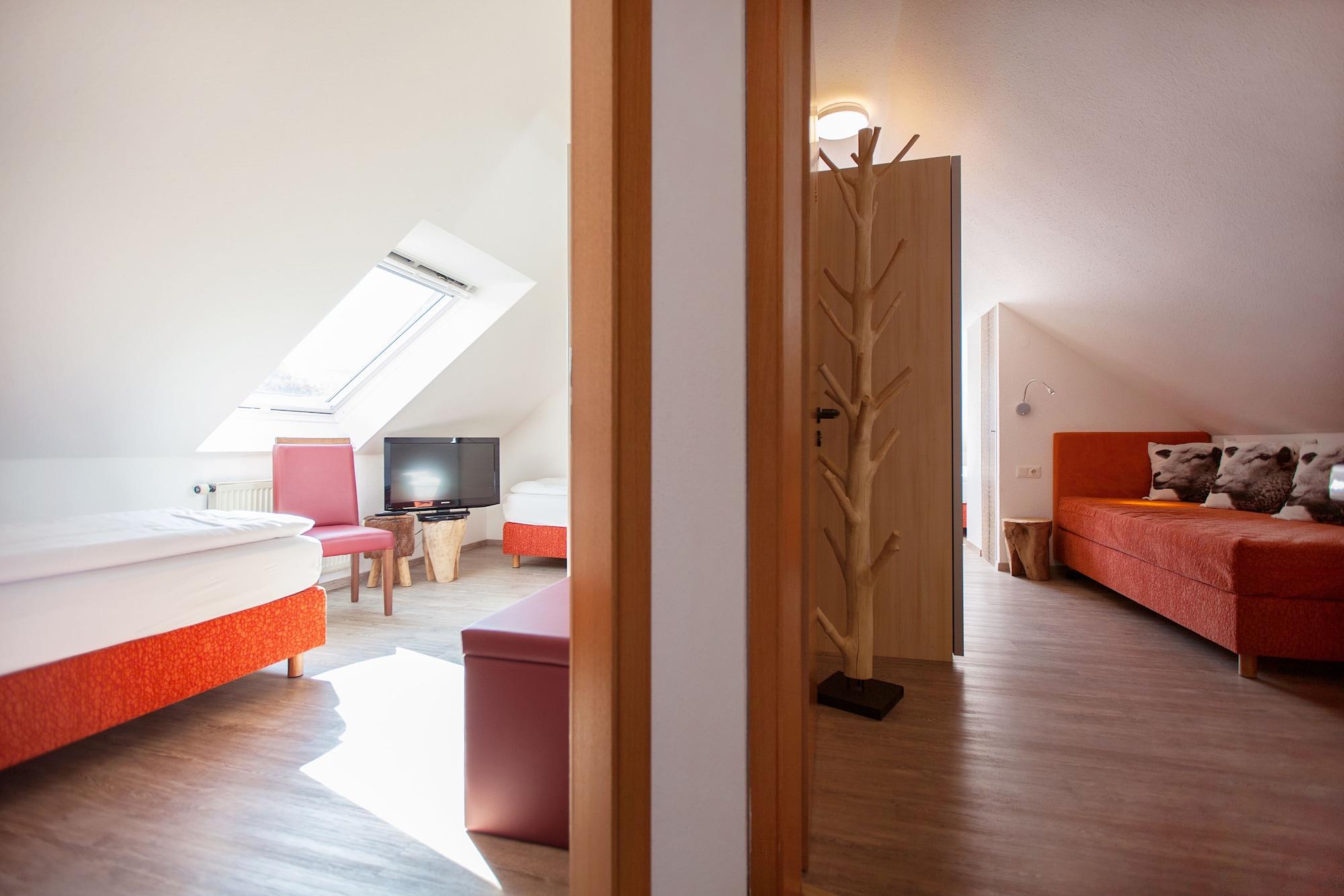 Hotel Lamm โอสต์ฟิลเดิร์น ภายนอก รูปภาพ
