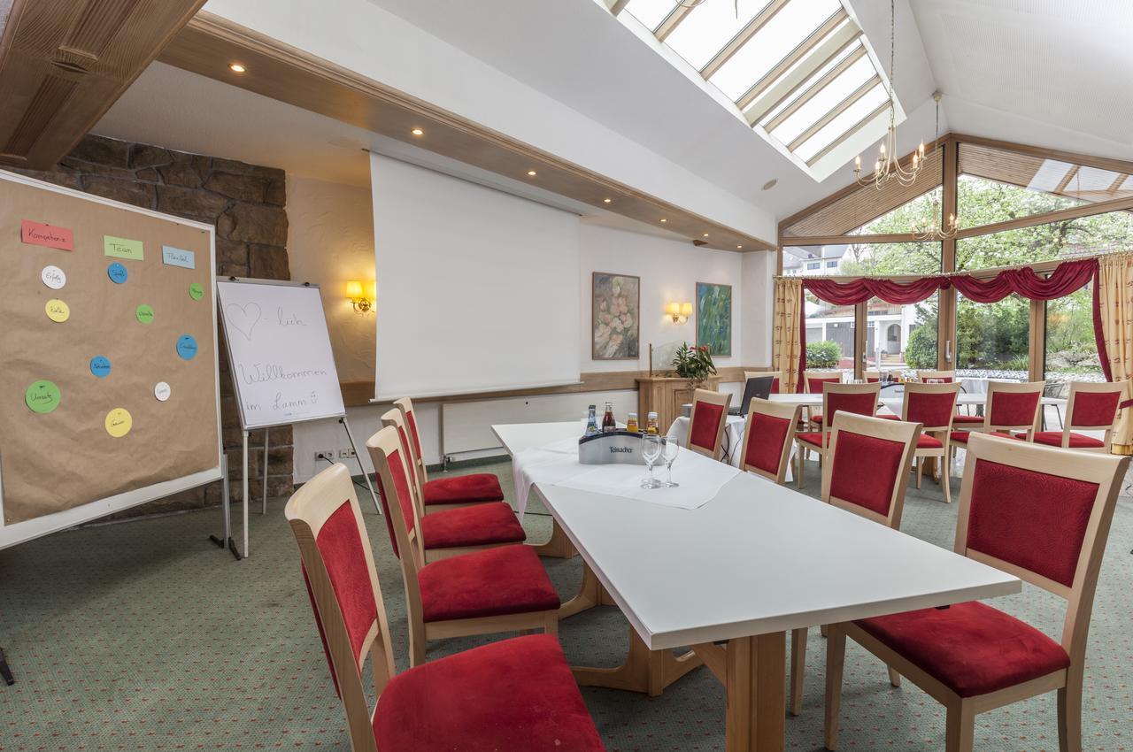 Hotel Lamm โอสต์ฟิลเดิร์น ภายนอก รูปภาพ