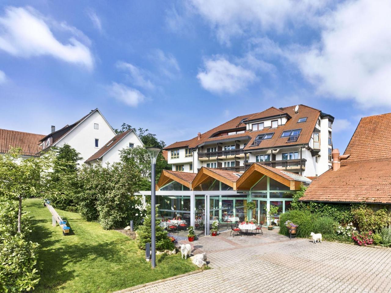 Hotel Lamm โอสต์ฟิลเดิร์น ภายนอก รูปภาพ
